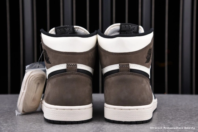 Official Maikesneakers RETRO HIGH AIR JORDAN 1 DARK 555088-105 MOCHA 0802